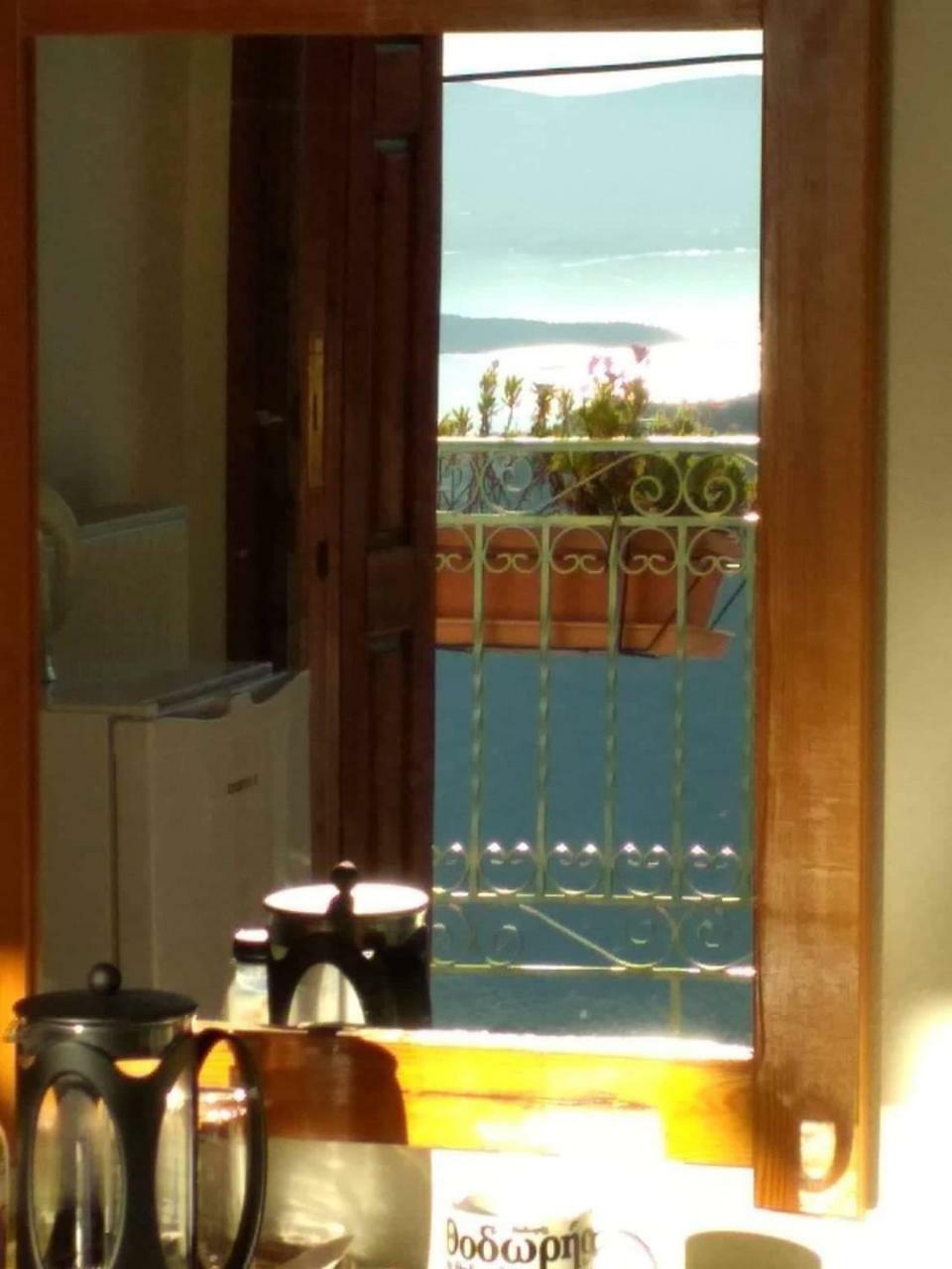 Sun View Guesthouse Delphi Buitenkant foto
